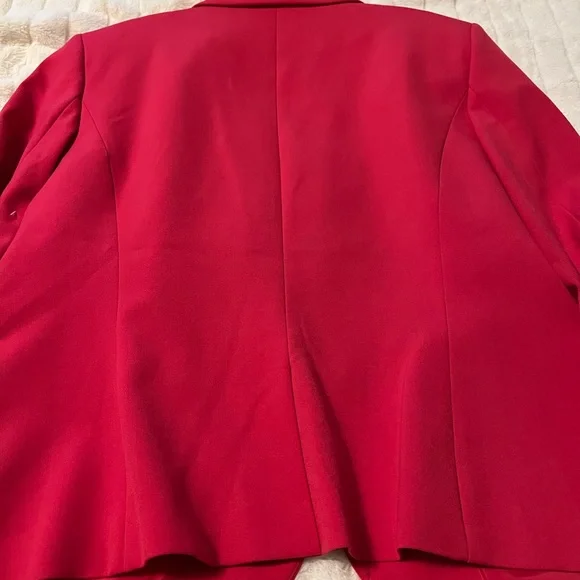 Calvin Klein Blazer - Picture 5 of 9